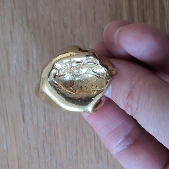 Simuero Huella Gold Ring - Picture 6 of 6